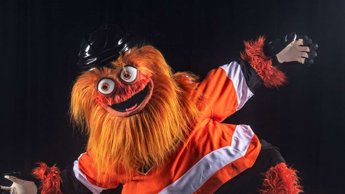 flyers-mascot-gritty-photos.jpg